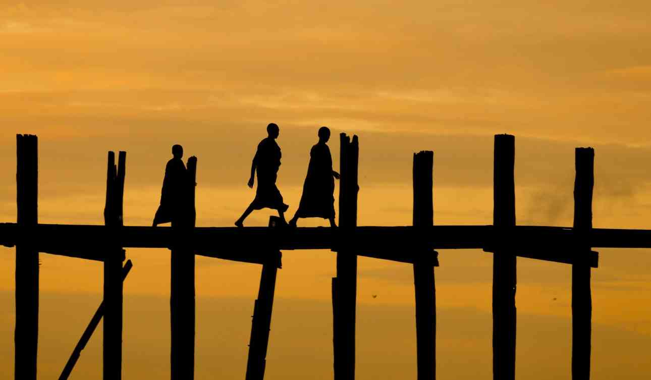 缅甸游玩经典去处，世界最美日落之一乌本桥攻略看这里