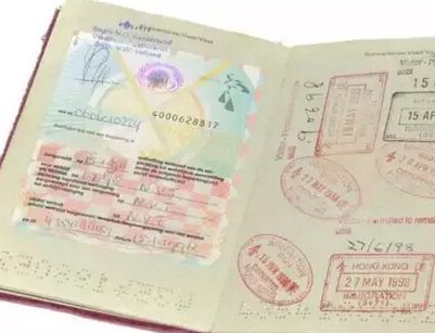 什么情况下新加坡签证需要转移？