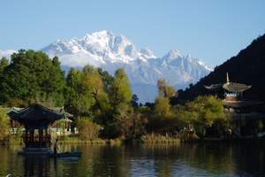 四川适合冬季旅游的景点有哪些 成都去木格措温泉 雪山湖泊3天